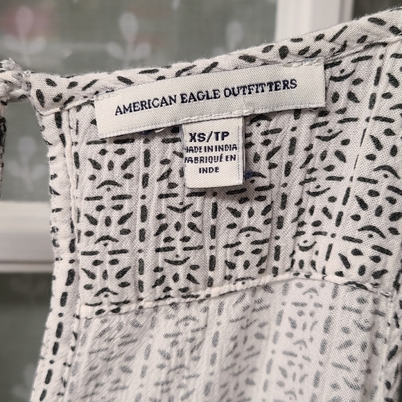 AE Romper XS - Picture 4 of 4